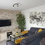 Apartman House Aurora *