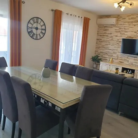 House Aurora Bibinje