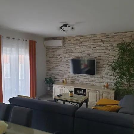 House Aurora Bibinje