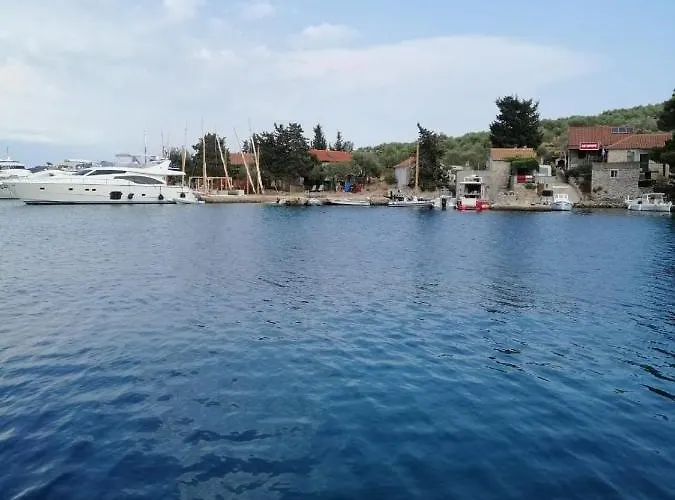 House Aurora * Бибинье