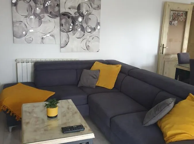 House Aurora Apartamento