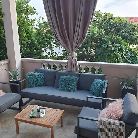 House Aurora Apartamento *