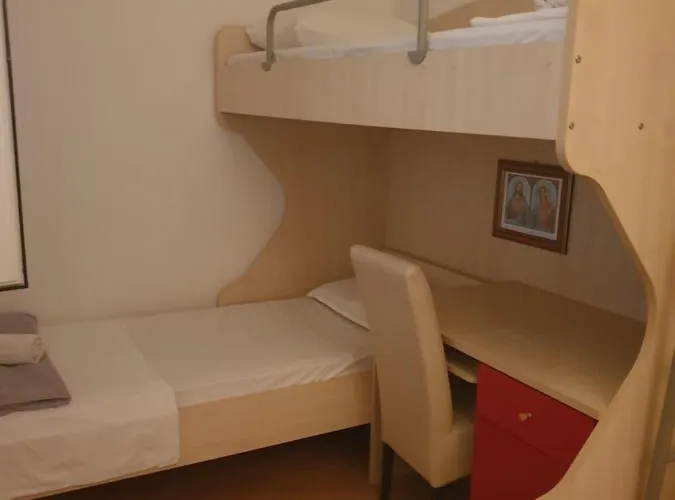 House Aurora Apartman *